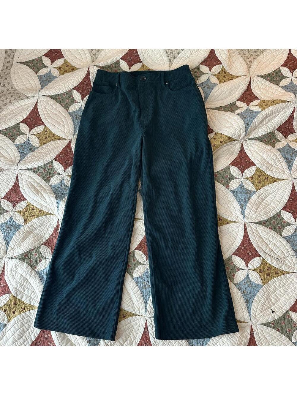 7 for all mankind dark green corduroy wide leg pants cottagecore whimsigoth